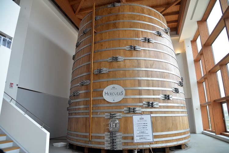 Big Size Oak Vats The Vintner Vault